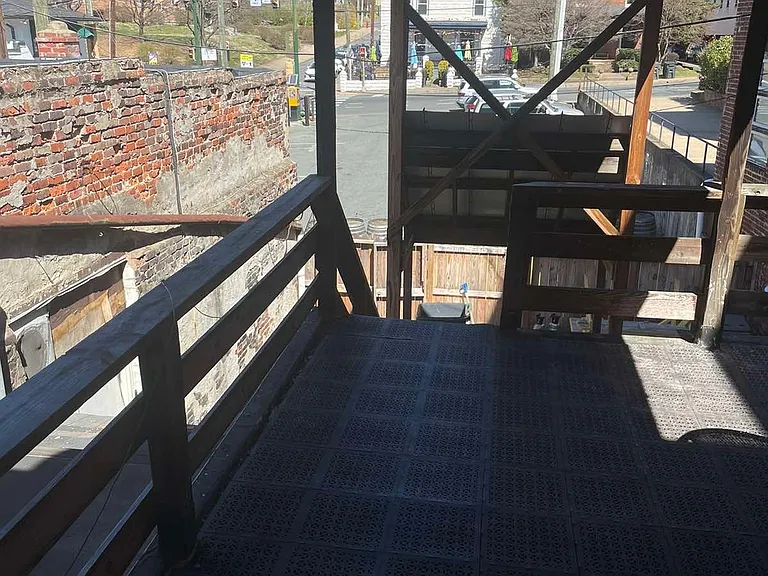 119 W Main St #H — Photo 4