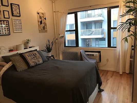 Rented by Flatiron Real Estate Advisors LLC | media 5