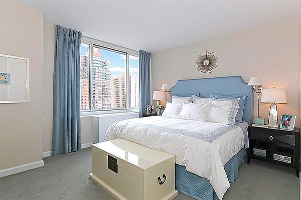 1st image of 160 W 62nd St APT 15C
