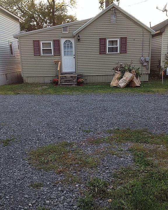 1st image of 6357 Willow Dr