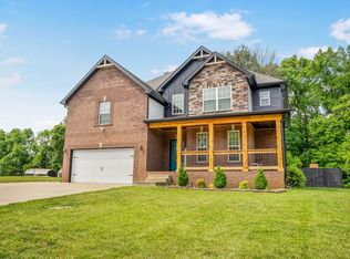 3552 Aurora Dr, Clarksville, TN 37040