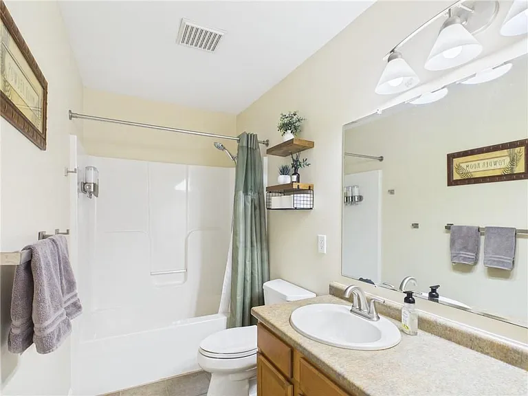 23 Beechwood Hollow St — Photo 32