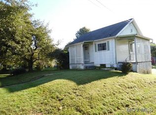 2708 14th Ave, Vienna, WV 26105
