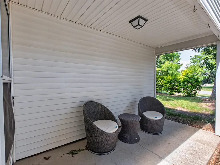 11309 Lake Meadow Ln — Photo 43