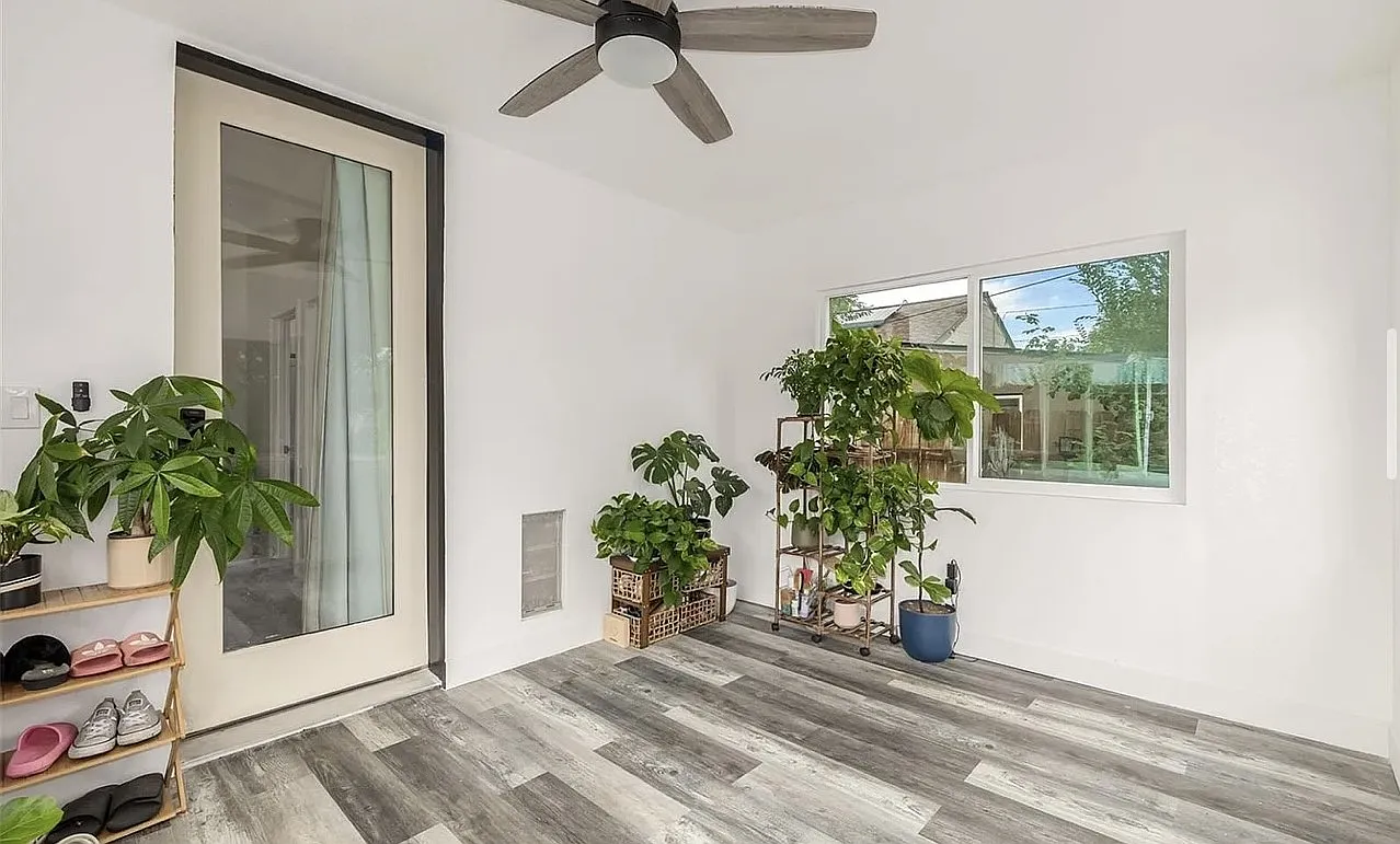 3 bed, 1429 sqft, $3,500 — Photo 4