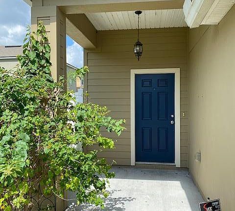 2nd image of 8554 JULIA MARIE Circle