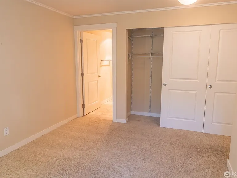 626 4th Ave W #201 — Photo 15
