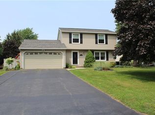 74 Village Walk, Spencerport, NY 14559
