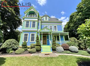151 Lincoln St, Newton Highlands, MA 02461