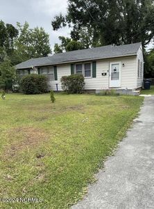 1301 Davis Street, Jacksonville, NC, 28540
