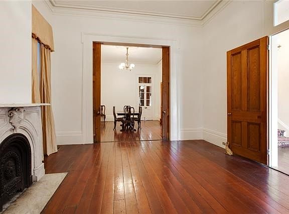 5th image of 2026 Chestnut St