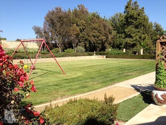 2nd image of 1942 La Ramada Dr