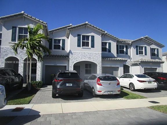 2nd image of 2649 SE 12th St