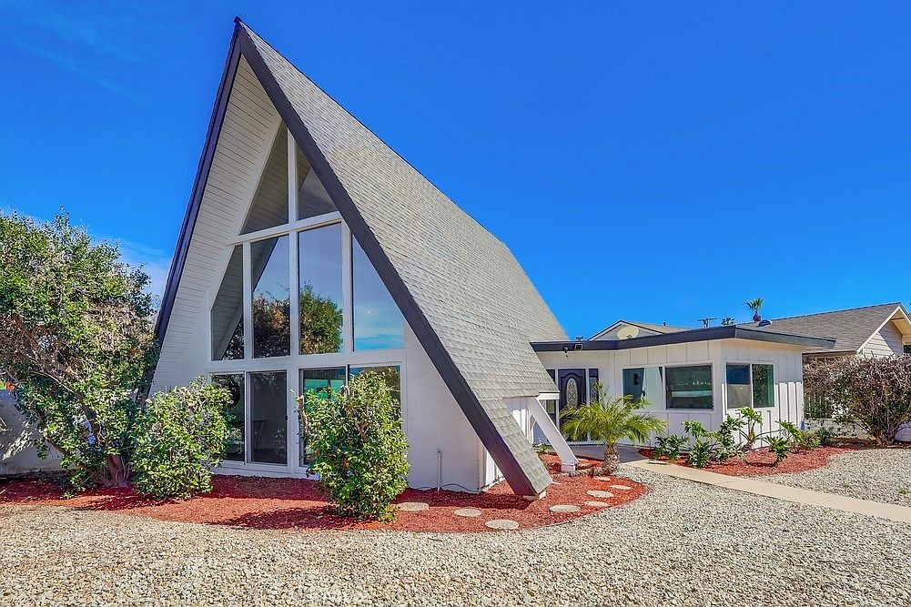 9754 Swinton Ave, North Hills, CA 91343 | MLS #TR25163554