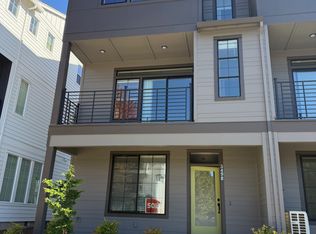 3498 SE Brookwood Ave #16, Hillsboro, OR 97123