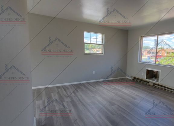 3rd image of 4616 Wayne Meadows Cir