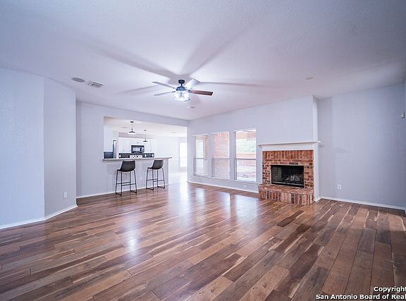 3rd image of 2178 Jolie Ct