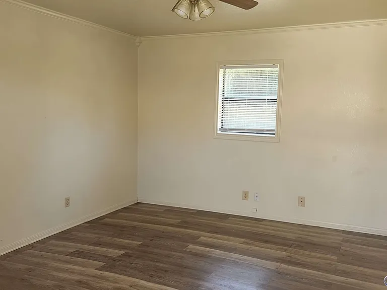02 Living Room_11182025