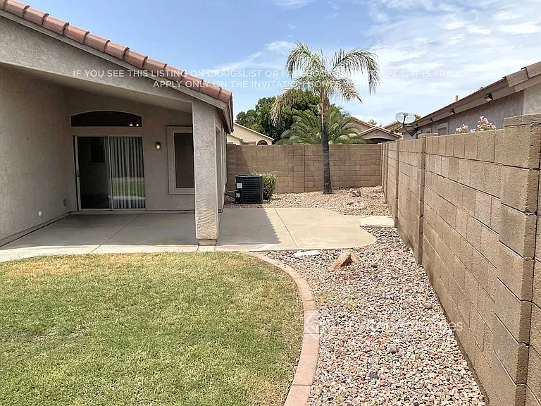 7161 W Pontiac Dr — Photo 10