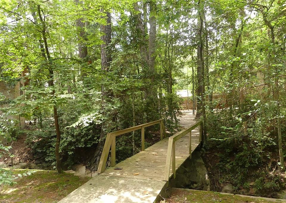 1st image of 464 Chancellorsville Park