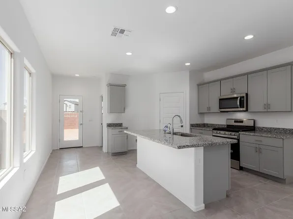 9372 W Huisache Trl, Marana, AZ 85653
