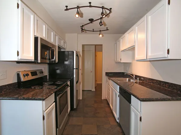 EOS, 5631 California Ave SW APT 204, Seattle, WA 98136