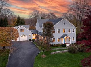 1022 Silvermine Rd, New Canaan, CT 06840