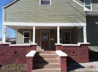 310 W 7th St #A, Hastings, NE 68901