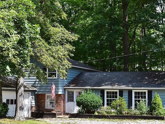 5th image of 8386 W Craig Dr