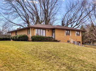 9114 Urbandale Ave, Urbandale, IA 50322