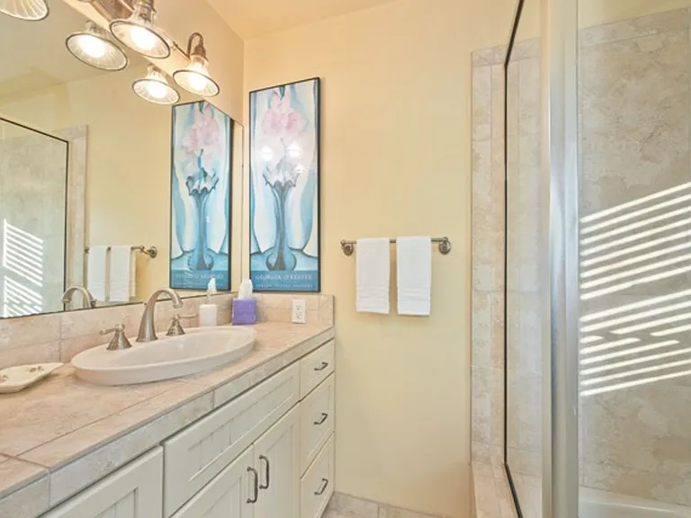 1128 E Balboa Blvd — Photo 32