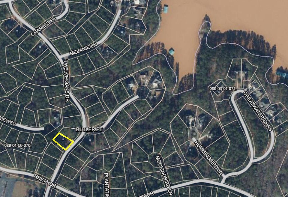 2nd image of 22-62 Twelve Oaks Drive