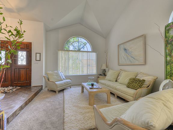 5th image of 18022 Cottontail Pl
