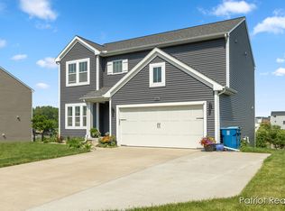 490 Oak Meadow Dr, Middleville, MI