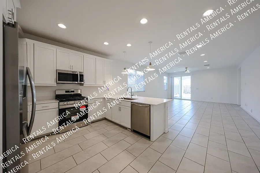 3119 W Via Dona Rd