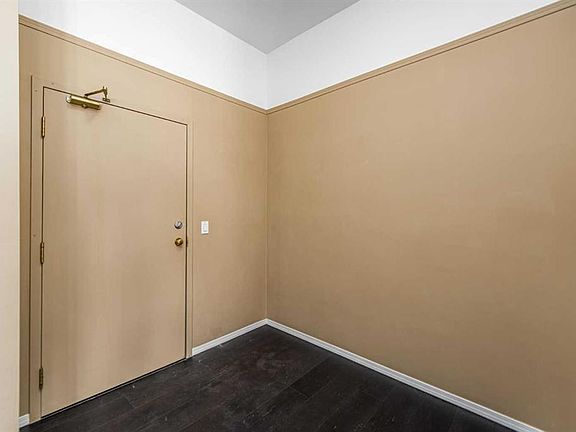 5th image of 1410 E 2nd St SW #214
