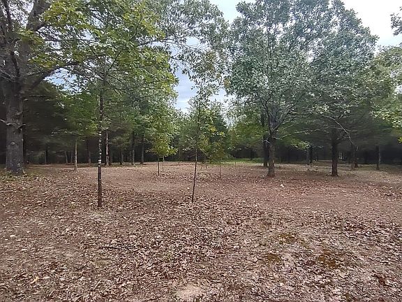 3rd image of Private Road 5346