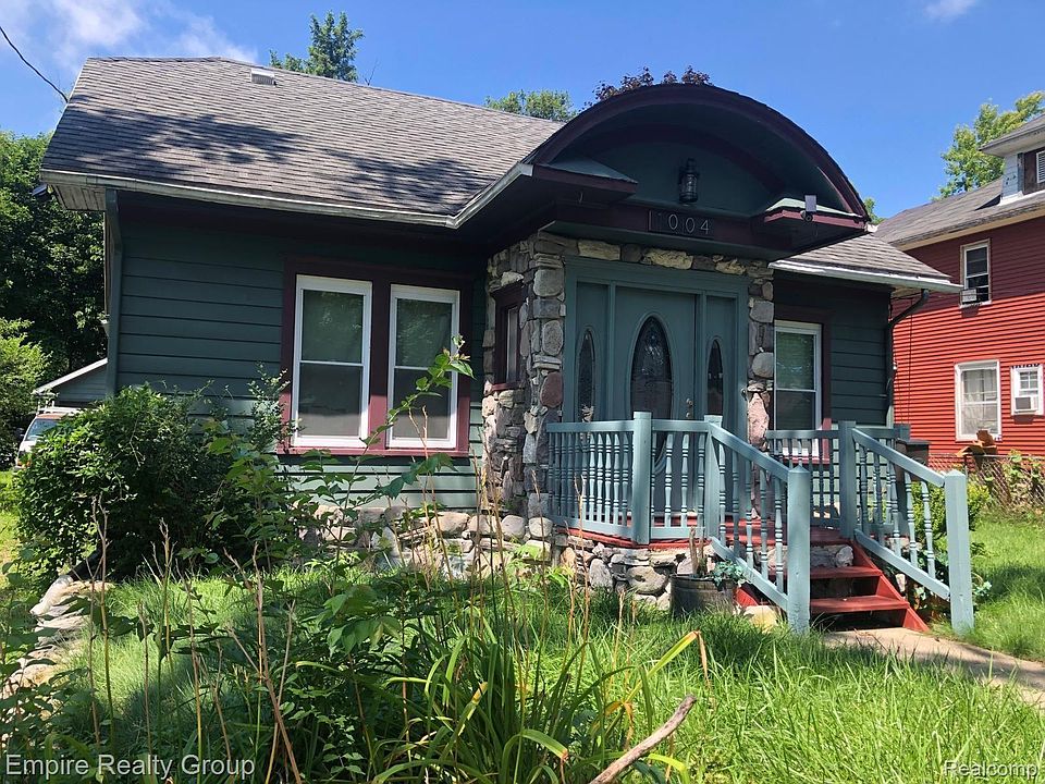 1st image of 1004 Williams St