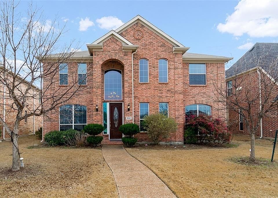 1st image of 1051 Swan Lake Dr