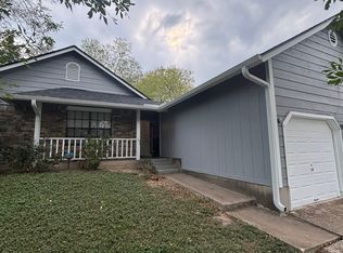 11602 April Dr APT A, Austin, TX 78753