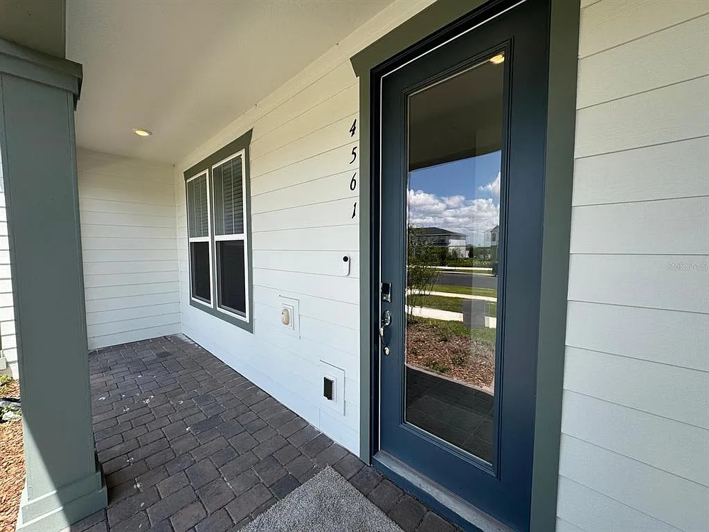 3 bed, 2.5 bath, 1652 sqft, $2,600 — Photo 2