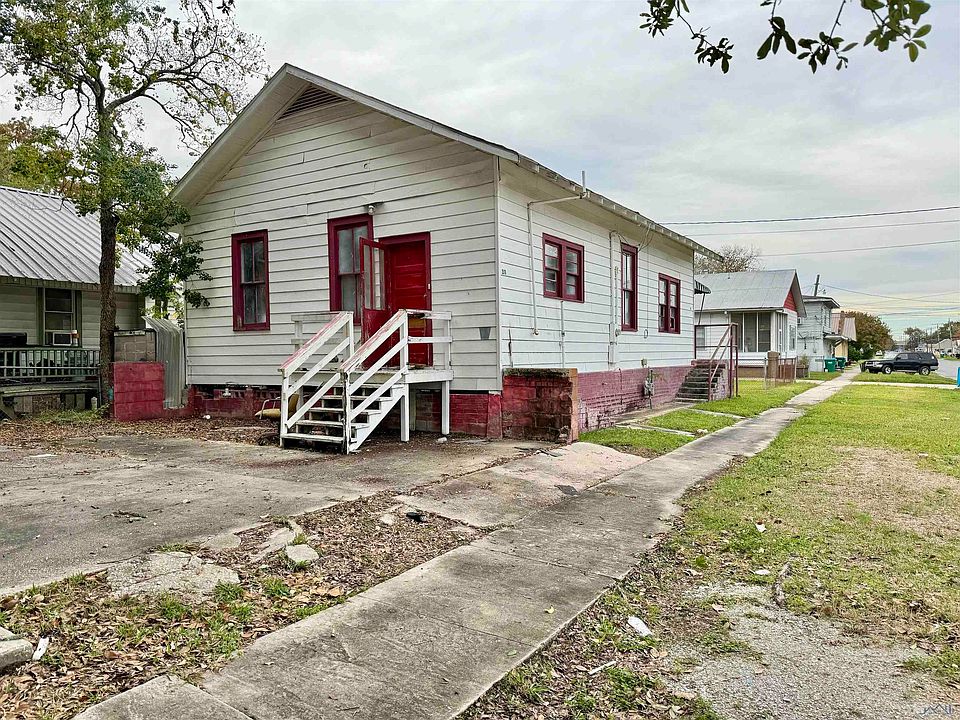 1st image of 311 5th St
