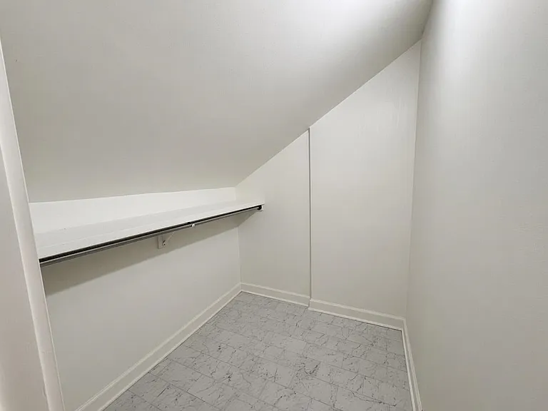 264 N McNeil St — Photo 26
