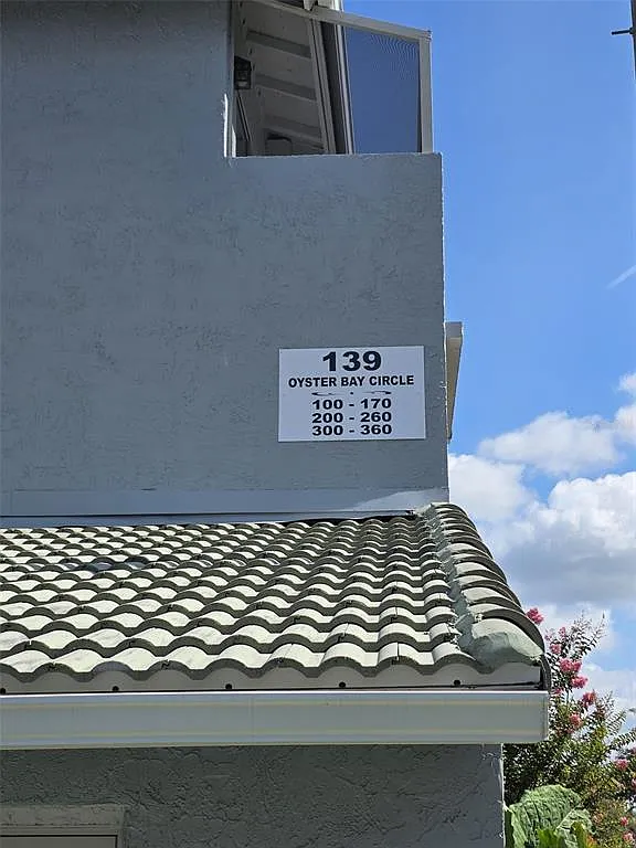 1 bed, 1.0 bath, 496 sqft, $999 — Photo 2