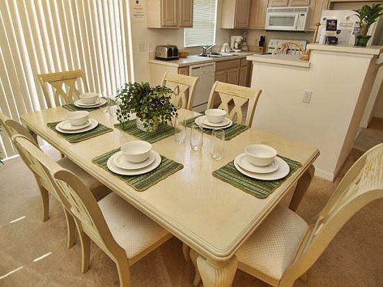 SD3P2880KL-Dining-Area