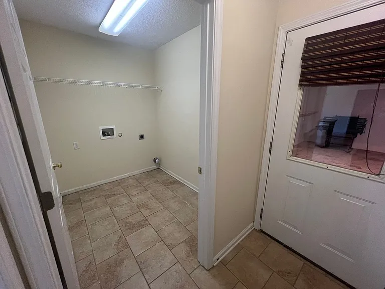 14163 River Point Cir — Photo 27