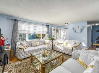 5816 S Maddock Dr NE, Calgary, AB T2A 3W6