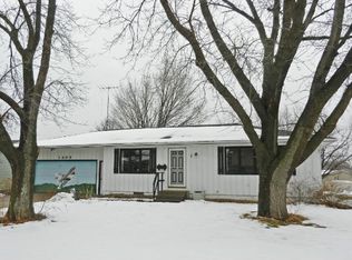 1463 Brittany Rd, Hastings, MN 55033