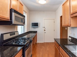 3413 N Elaine Pl #14228288, Chicago, IL 60657