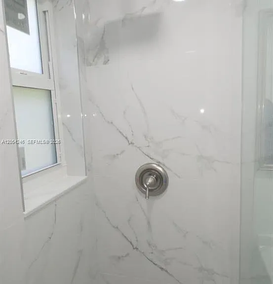 7901 SW 64th Ave #4 — Photo 15